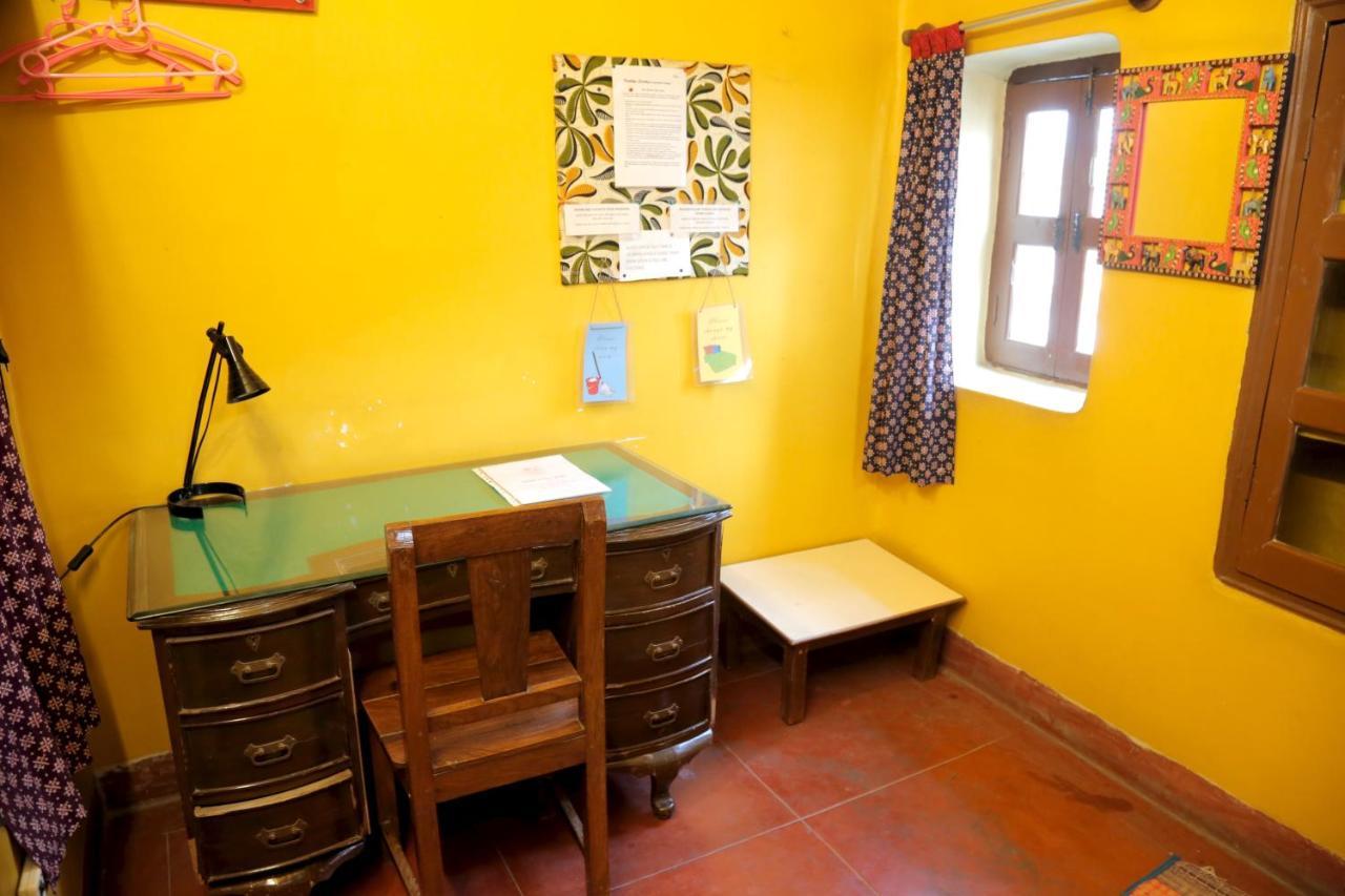 Ram Bhawan Residency Apartment Varanasi Bagian luar foto