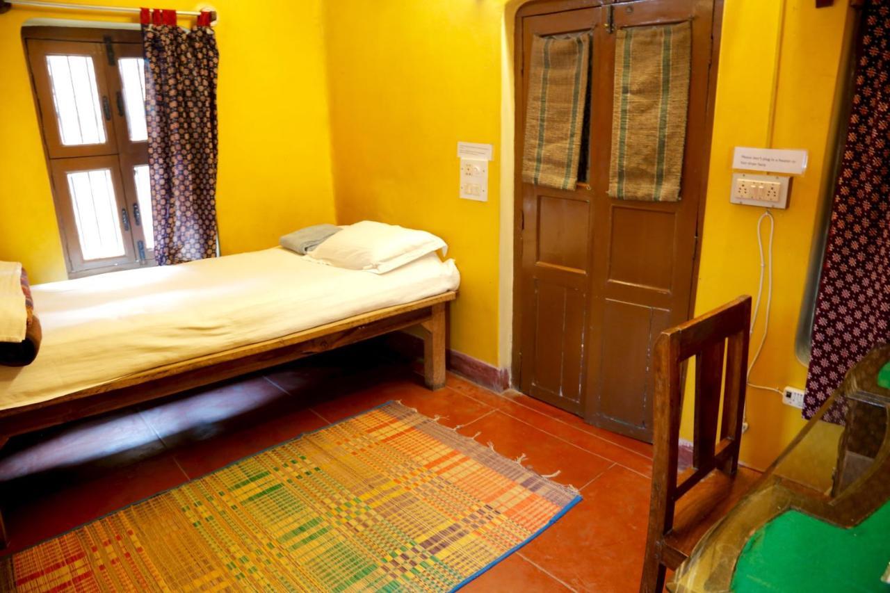 Ram Bhawan Residency Apartment Varanasi Bagian luar foto
