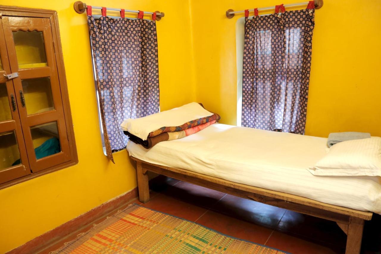 Ram Bhawan Residency Apartment Varanasi Bagian luar foto